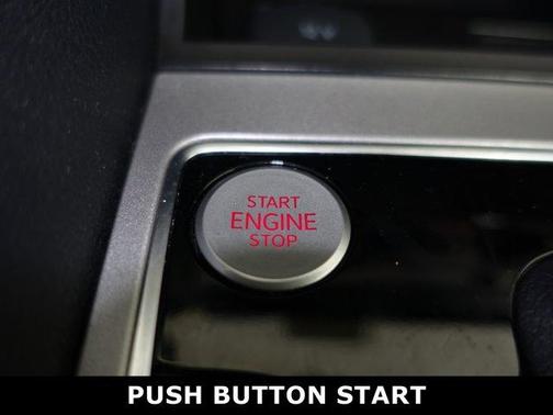 2022 Volkswagen Passat 2.0T SE