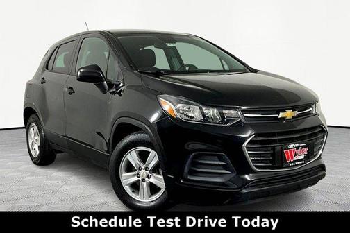 Mosaic Black Metallic 2020 Chevrolet Trax LS