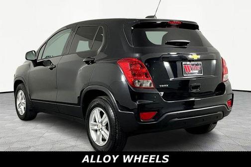 Mosaic Black Metallic 2020 Chevrolet Trax LS