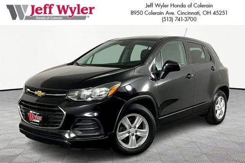 Mosaic Black Metallic 2020 Chevrolet Trax LS