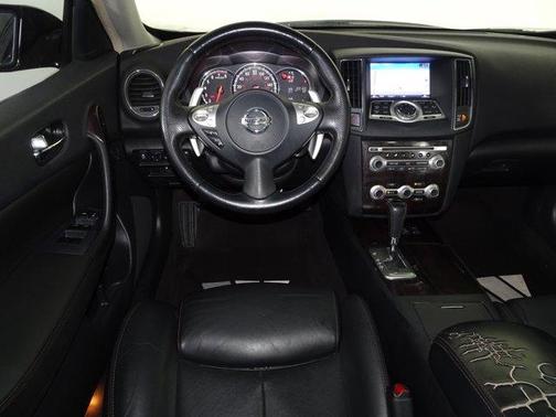 2014 Nissan Maxima SV