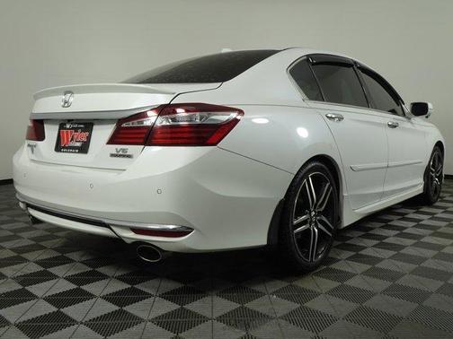 2016 Honda Accord Touring