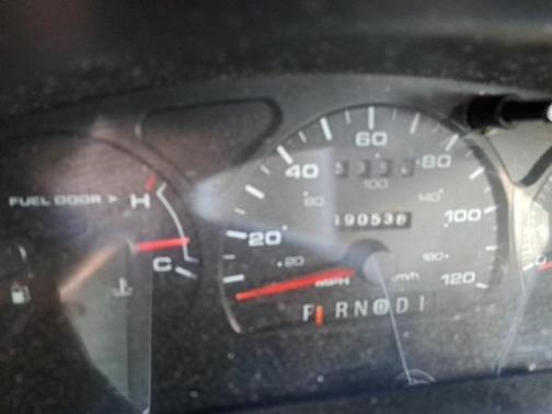 2003 Ford Taurus SE