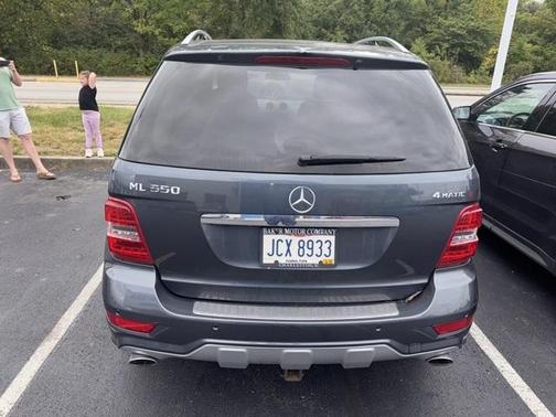 2010 Mercedes-Benz M-Class ML 550 4MATIC