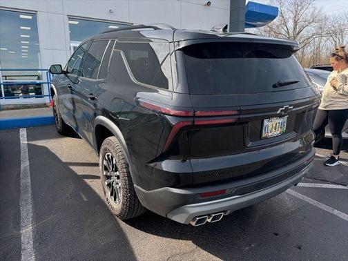 Mosaic Black Metallic 2024 Chevrolet Traverse Z71
