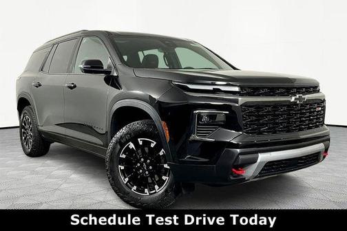 Mosaic Black Metallic 2024 Chevrolet Traverse Z71