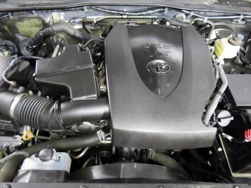 2020 Toyota Tacoma SR