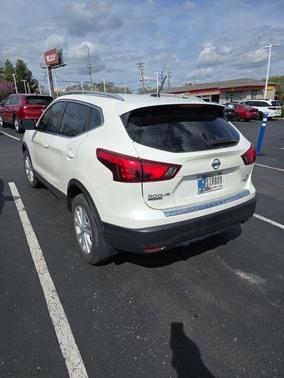 2017 Nissan Rogue Sport SV