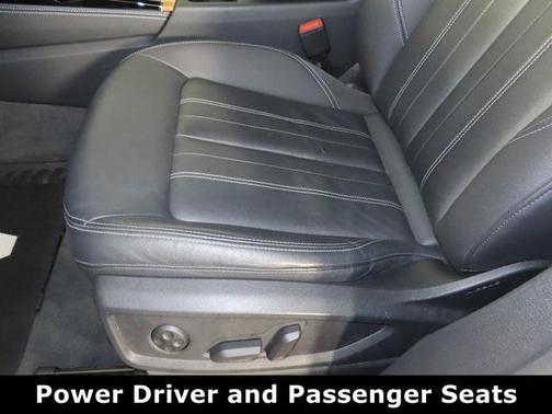 2022 Audi Q5 45 S line Premium Plus