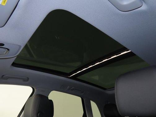 2022 Audi Q5 45 S line Premium Plus