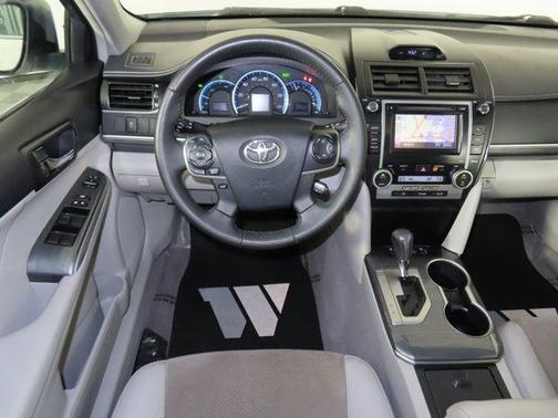 2012 Toyota Camry Hybrid XLE