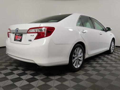 2012 Toyota Camry Hybrid XLE