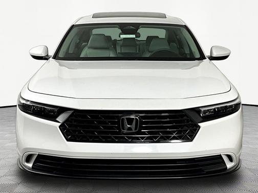 Platinum White Pearl 2023 Honda Accord
