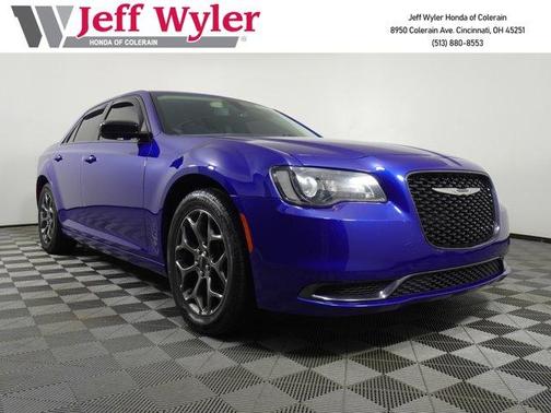 2018 Chrysler 300 Touring