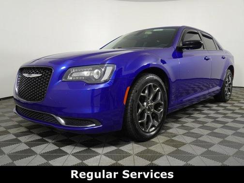 2018 Chrysler 300 Touring