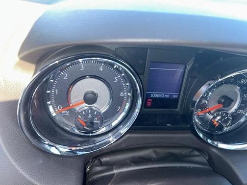 2016 Chrysler Town & Country Touring-L