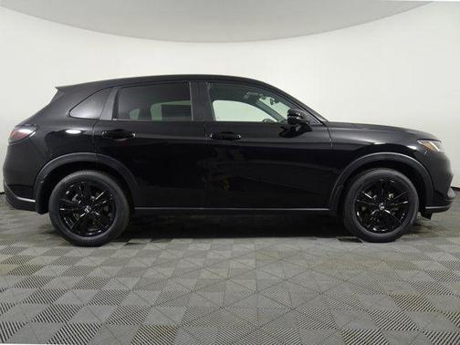 Crystal Black Pearl 2026 Honda HR-V Sport