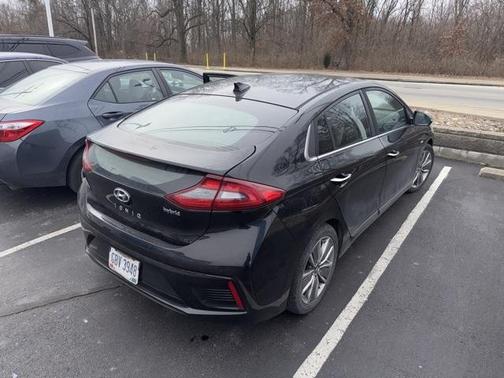 2019 Hyundai IONIQ Hybrid Limited