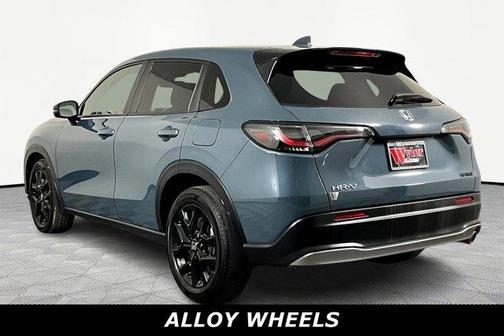 Pearl 2024 Honda HR-V Sport