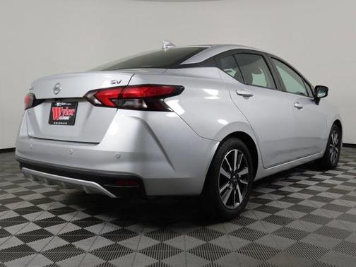 2021 Nissan Versa 1.6 SV