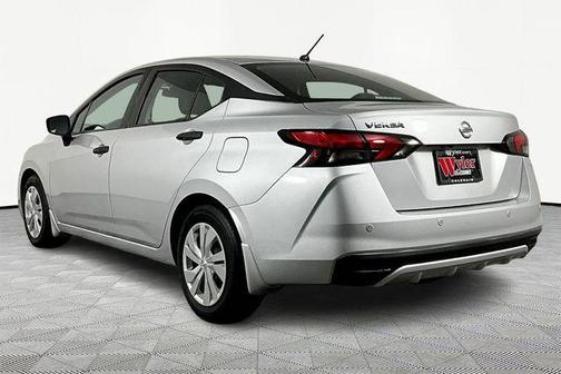 Brilliant Silver Metallic 2022 Nissan Versa S