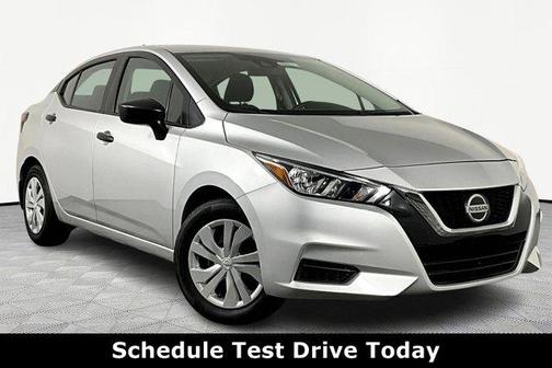 Brilliant Silver Metallic 2022 Nissan Versa S