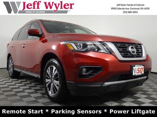 2017 Nissan Pathfinder SL
