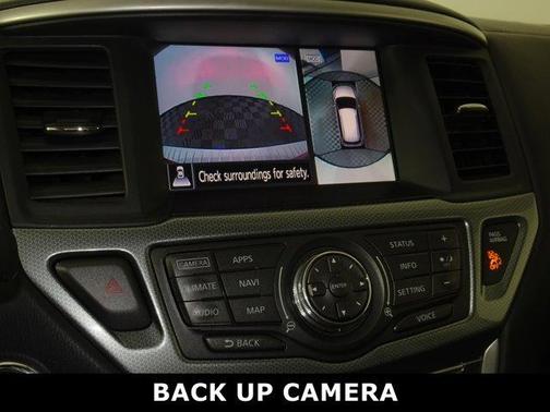 2017 Nissan Pathfinder SL