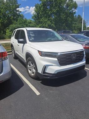 2023 Honda Pilot LX