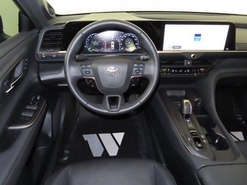 2023 Toyota Crown Limited