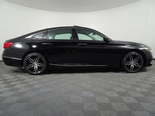 2022 Honda Accord Touring 2.0T