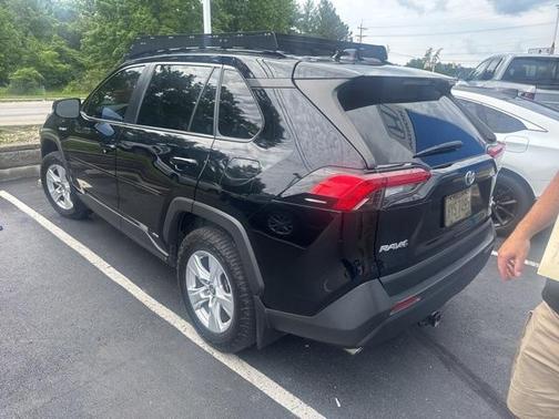 2021 Toyota RAV4 Hybrid LE