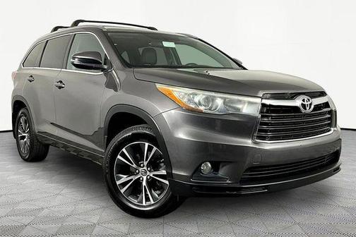 Predawn Gray Mica 2016 Toyota Highlander XLE