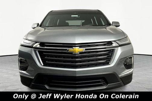 Sterling Gray Metallic 2023 Chevrolet Traverse LT Cloth