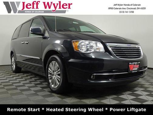 2015 Chrysler Town & Country Touring-L