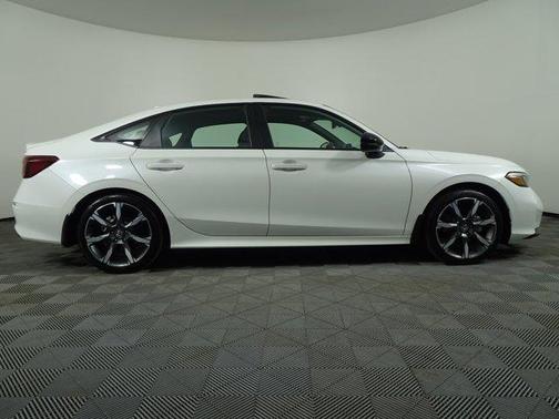 2025 Honda Civic Hybrid 