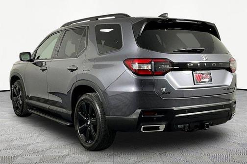 Modern Steel Metallic 2025 Honda Pilot Black Edition