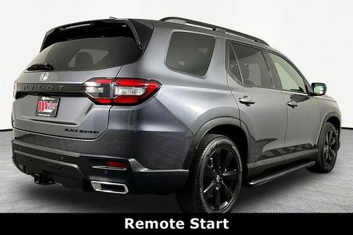 Modern Steel Metallic 2025 Honda Pilot Black Edition