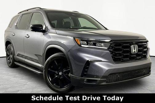 Modern Steel Metallic 2025 Honda Pilot Black Edition