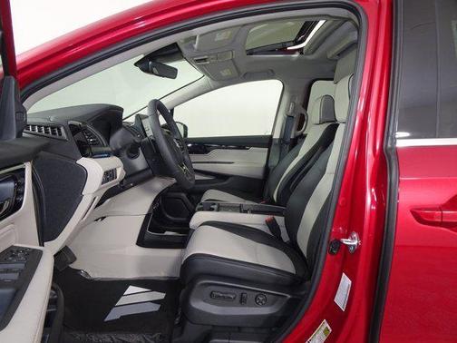Radiant Red Metallic II 2026 Honda Odyssey Elite