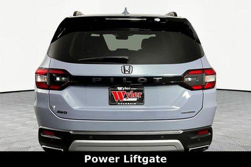 Sonic Gray Pearl 2023 Honda Pilot Touring