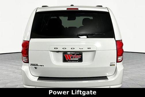 Bright White Clearcoat 2015 Dodge Grand Caravan SXT