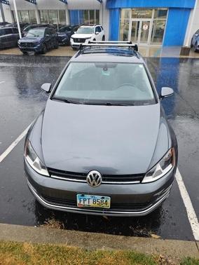 2016 Volkswagen Golf SportWagen S