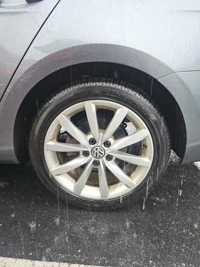 2016 Volkswagen Golf SportWagen S