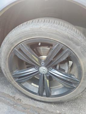 2019 Volkswagen Tiguan 2.0T SEL R-Line Black