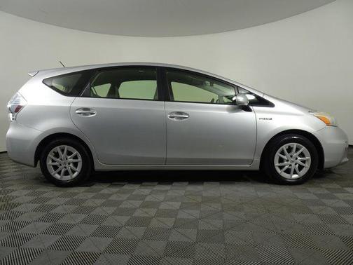 2013 Toyota Prius v Three