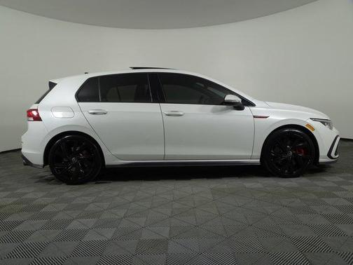 2022 Volkswagen Golf GTI 2.0T SE