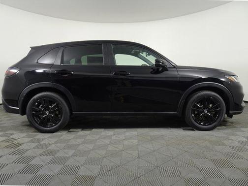 Crystal Black Pearl 2026 Honda HR-V Sport