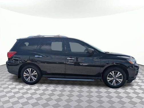 2020 Nissan Pathfinder SL 2WD