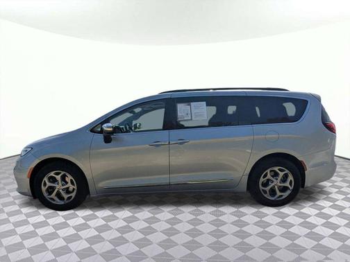 Silver Mist Clearcoat 2023 Chrysler Pacifica Limited